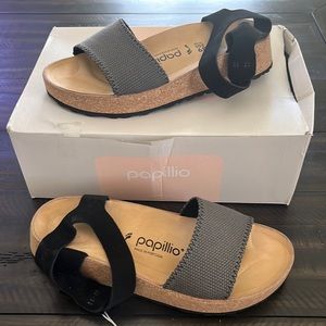 Birkenstock Womens Glenda Sandal from Papillio. Anthracite Canvas
